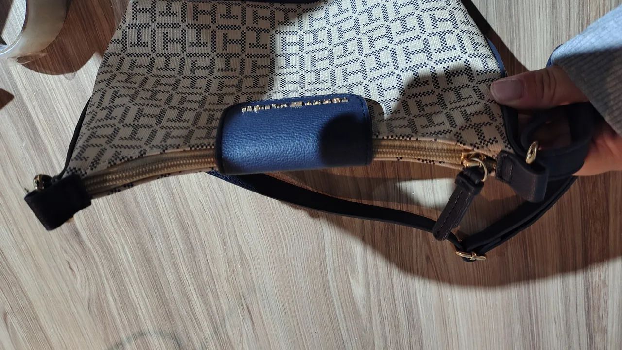 Bolsa transversal Tommy  - Foto 2