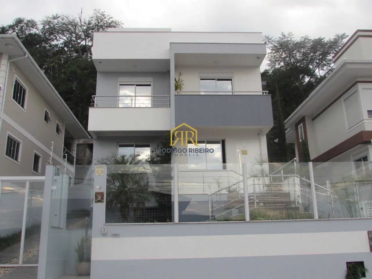 Linda casa de alto padrão.