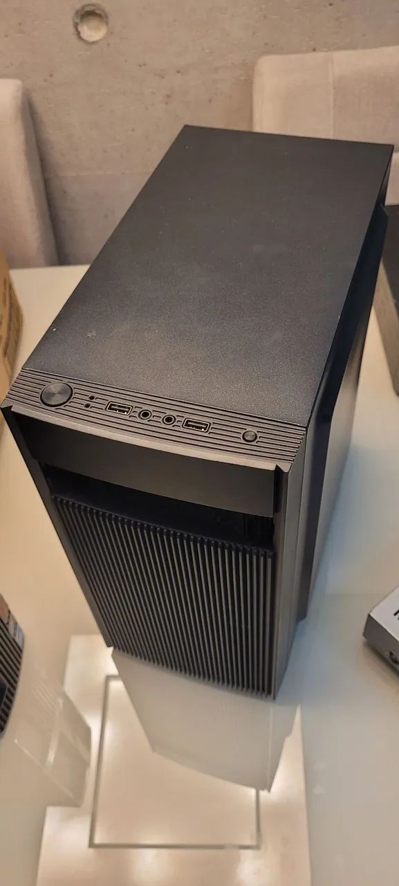 Gabinetes para PC (2)