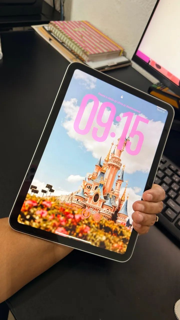 iPad 11 A16