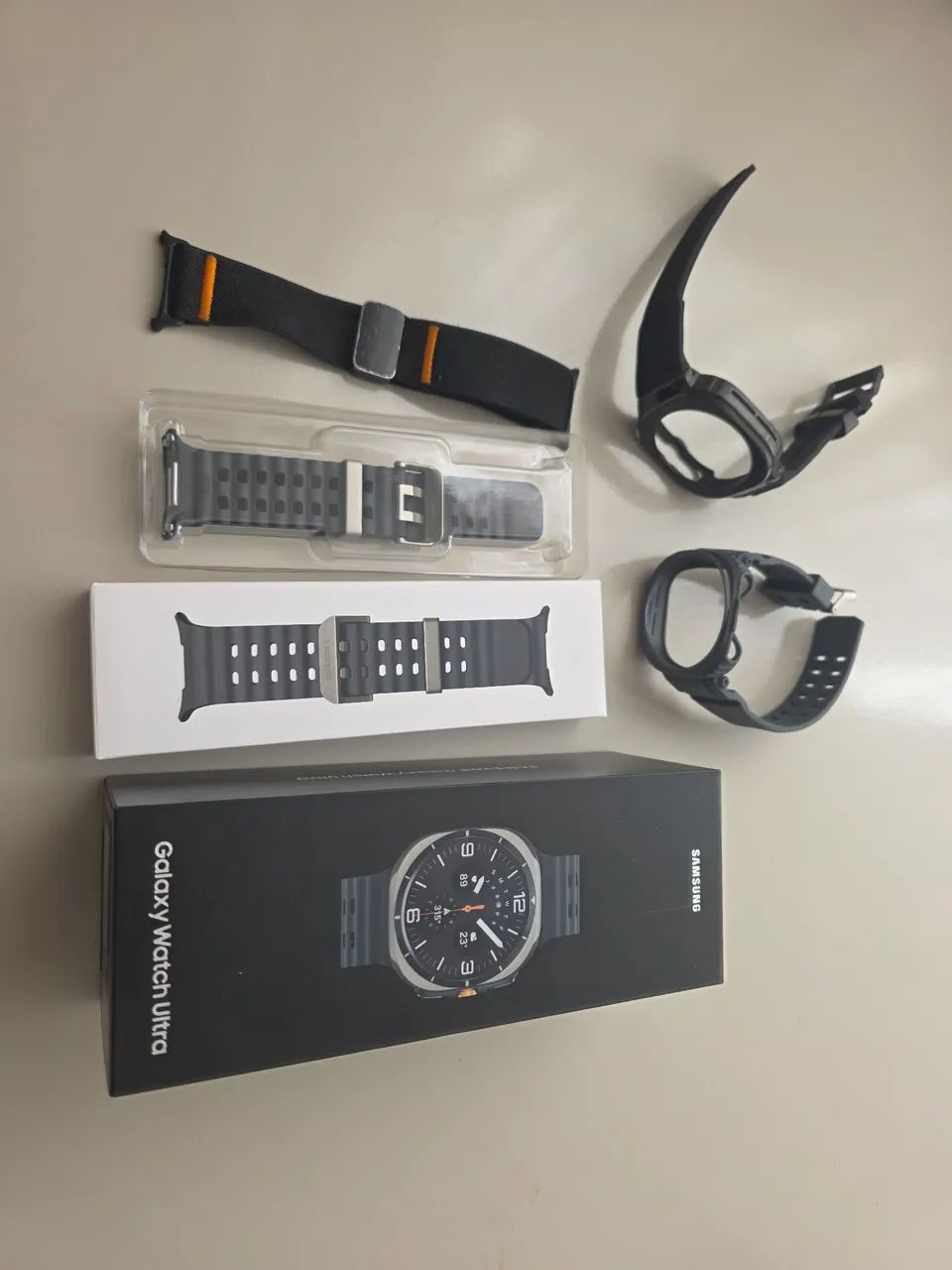 Galaxy Watch Ultra + 5 pulseiras - Foto 2