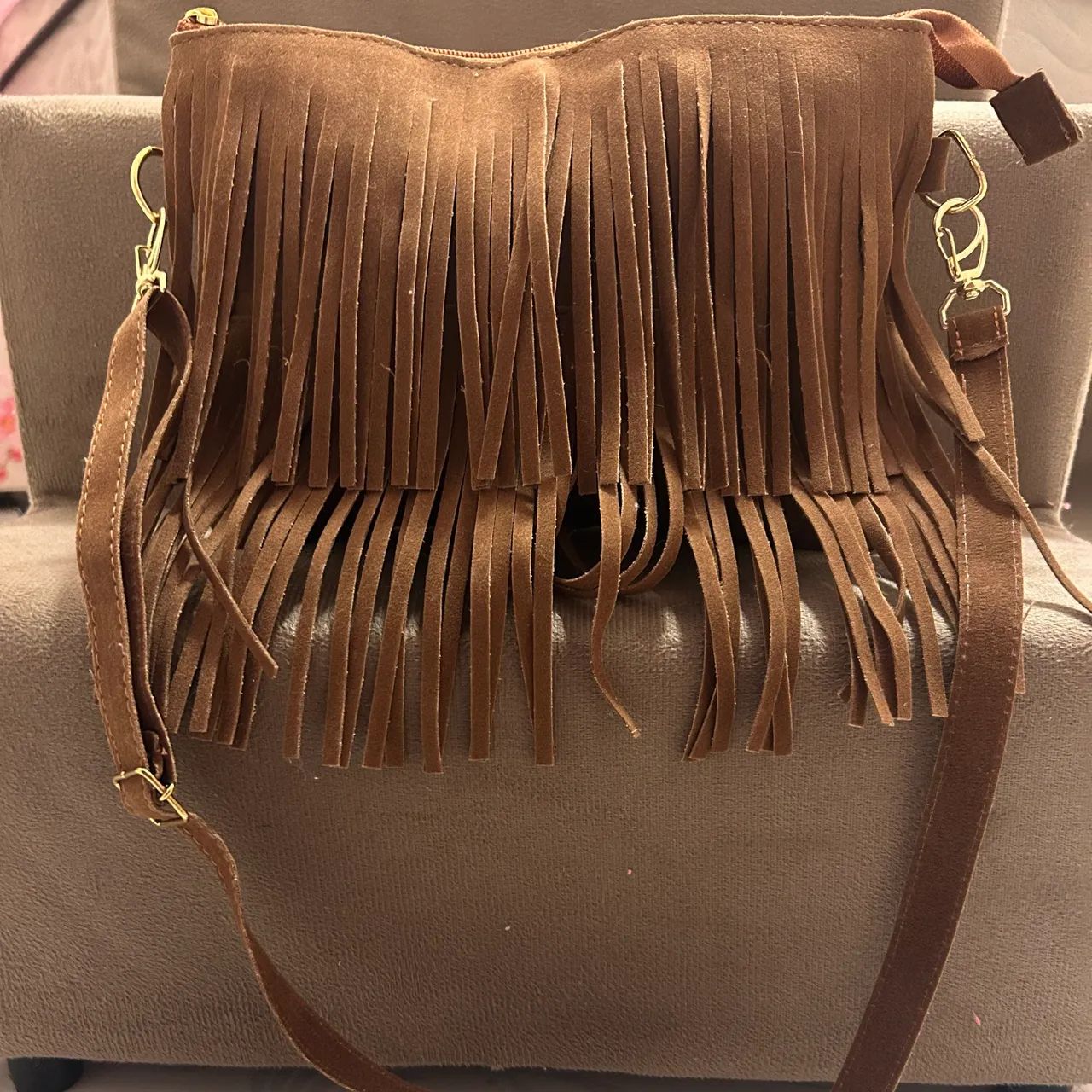 Bolsa camurça simples sem divisória de franja marrom  - Foto 3