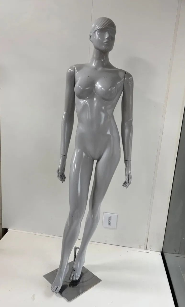 Manequins
