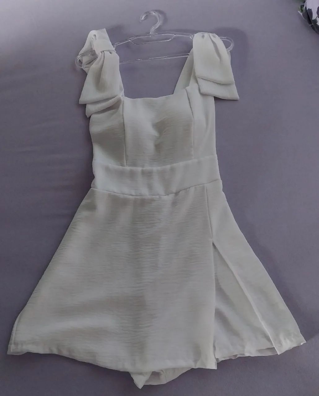 Vendo vestidos com ótimo comprimento e macaquinho tamanho único  - Foto 2