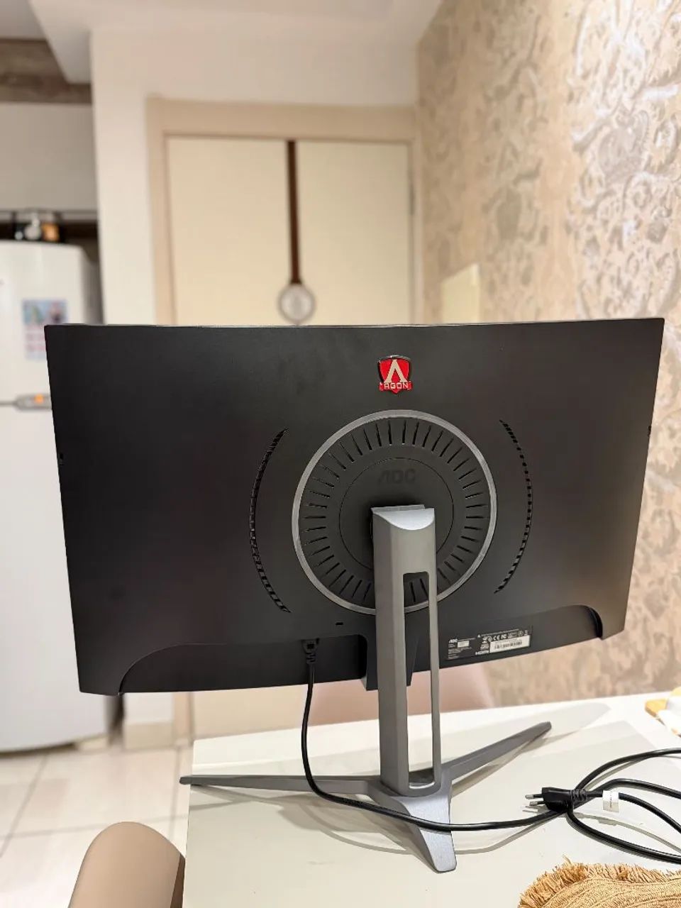 MONITOR AOC AGON 32" CURVO - Foto 5