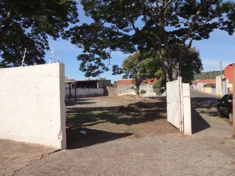 Terreno Padrão em Itirapina - Foto 2