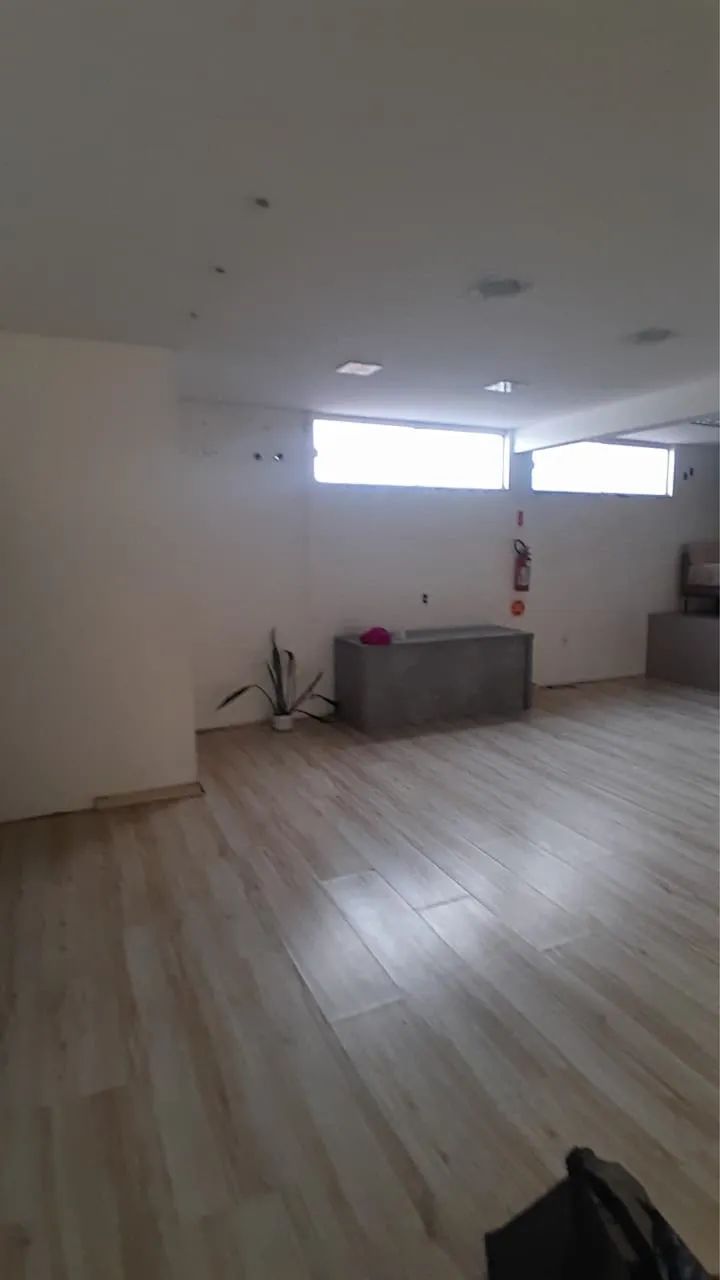 Prédio Comercial 360m² - Na entrada do bairro Forquilhinhas | Ao lado Sicoob | P/ Clínica - Foto 7