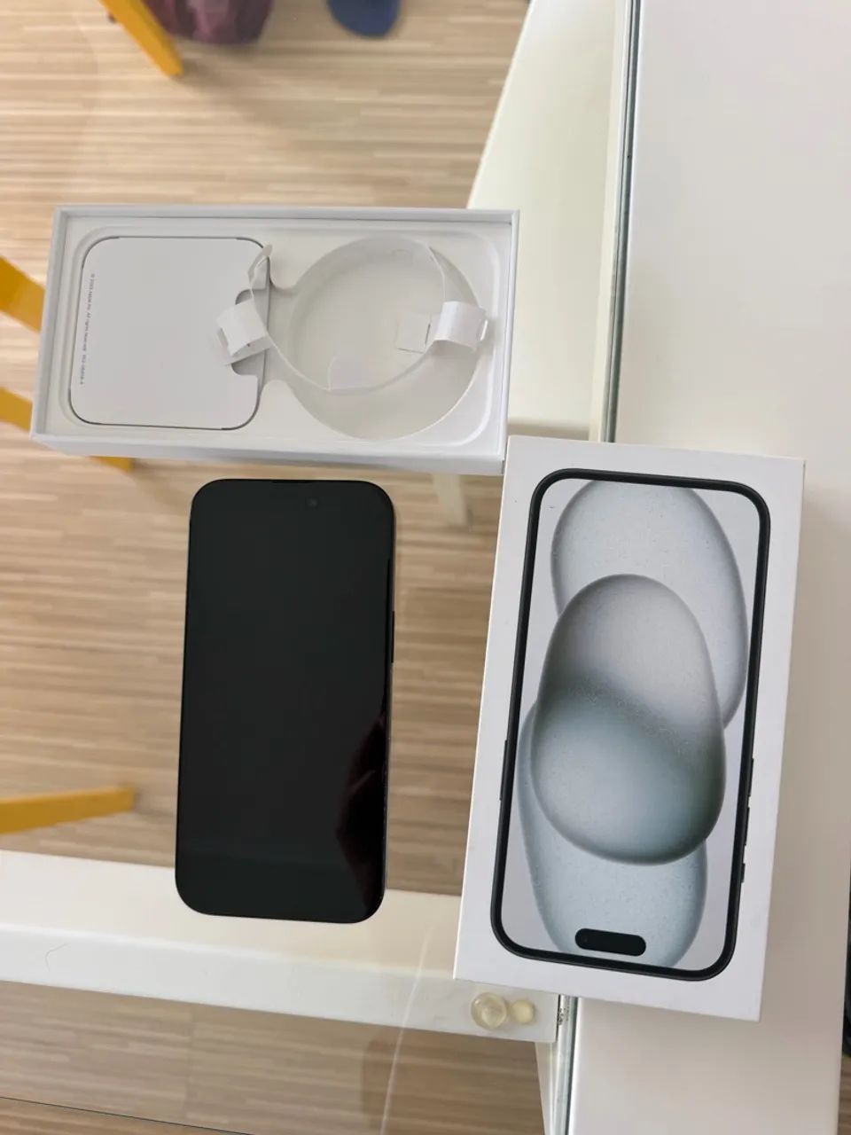 iPhone 15, 128GB, preto