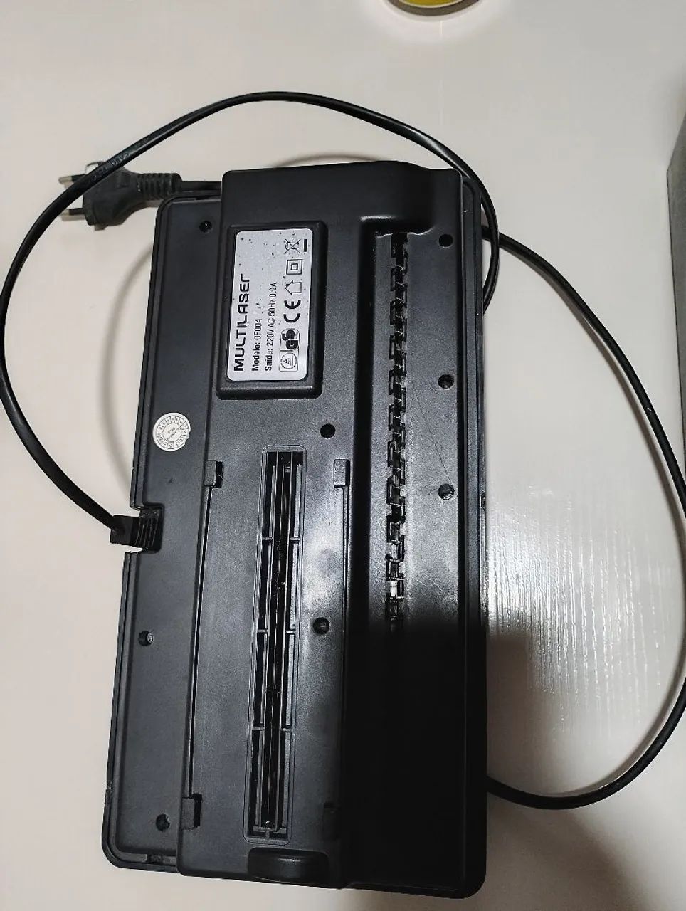 Fragmentadora Multilaser até 7 Folhas A4/ CD e Cartão Magnético 220V - Foto 2