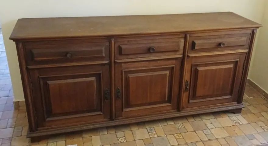 Buffet em madeira 1,80x0,46 e 0,82 altura
