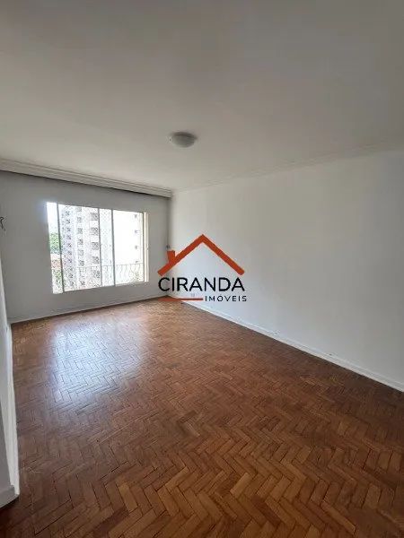 Apartamento Amplo com 2 Dormitórios e Vaga de Garagem - Foto 2