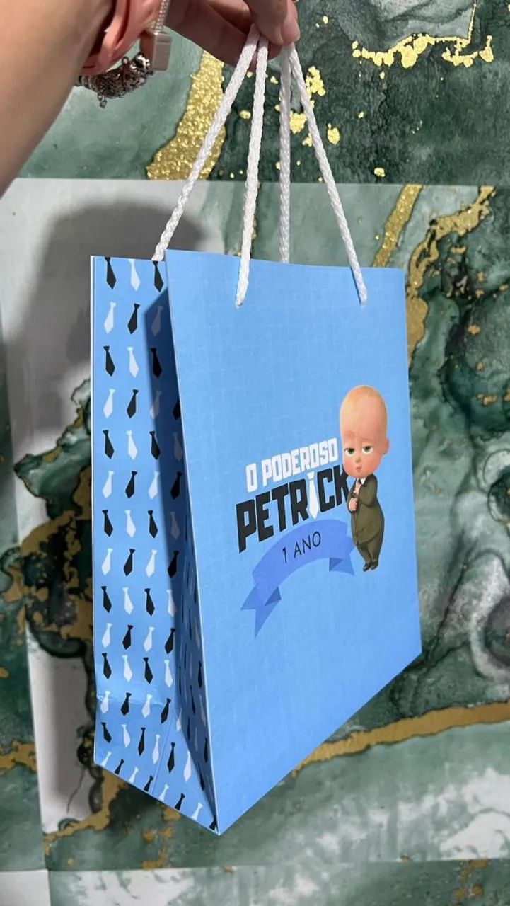 Sacolas personalizada do poderoso chefinho + caixa para docinhos 