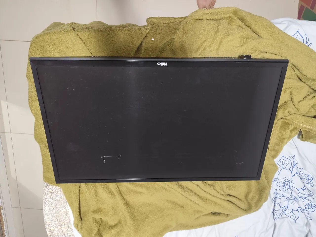 3 Tvs com defeito/porém funcionando - Foto 2