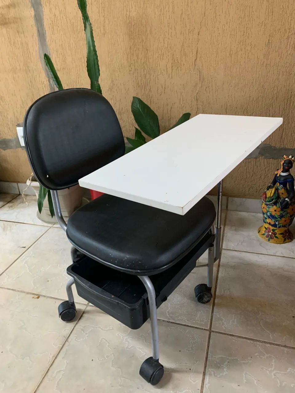 Cadeirinha de manicure  - Foto 4