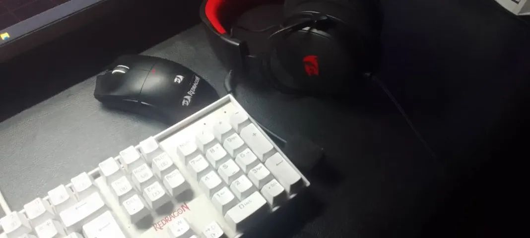 Setup Gamer completo, troco por iphone 14 pro max pra cima - Foto 3
