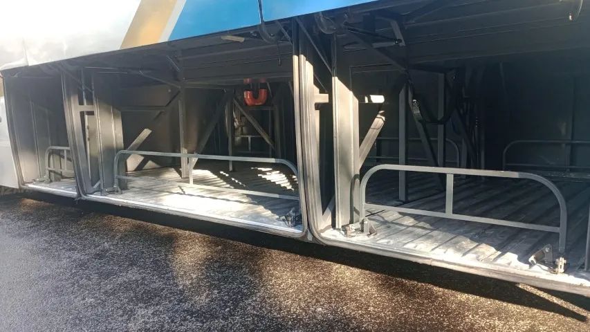 IRIZAR CENTURY 2011 - RODOVIÁRIO VW 18.320EOT - Foto 9