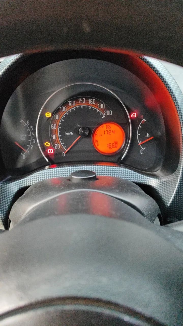Fiat Uno WAY 1.4 EVO Fire Flex 8V 5P 2014 - Foto 3