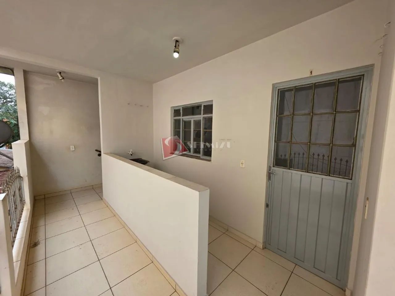 Sobreloja para alugar em Maringá, Zona 07, com 1 quarto, com 40 m² - Foto 2