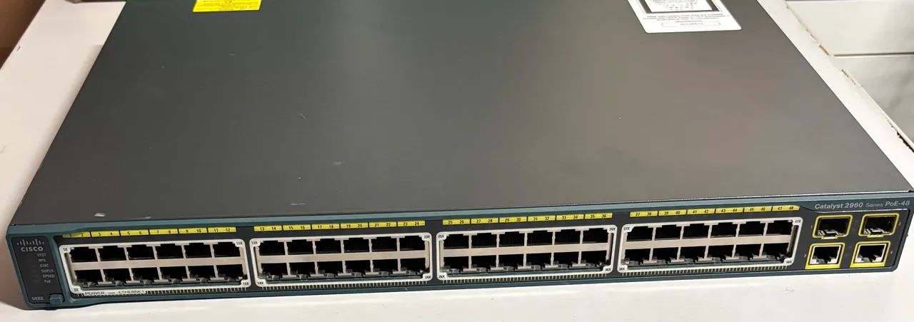 Switch Cisco Catalyst WS-C2960-48PTS-L