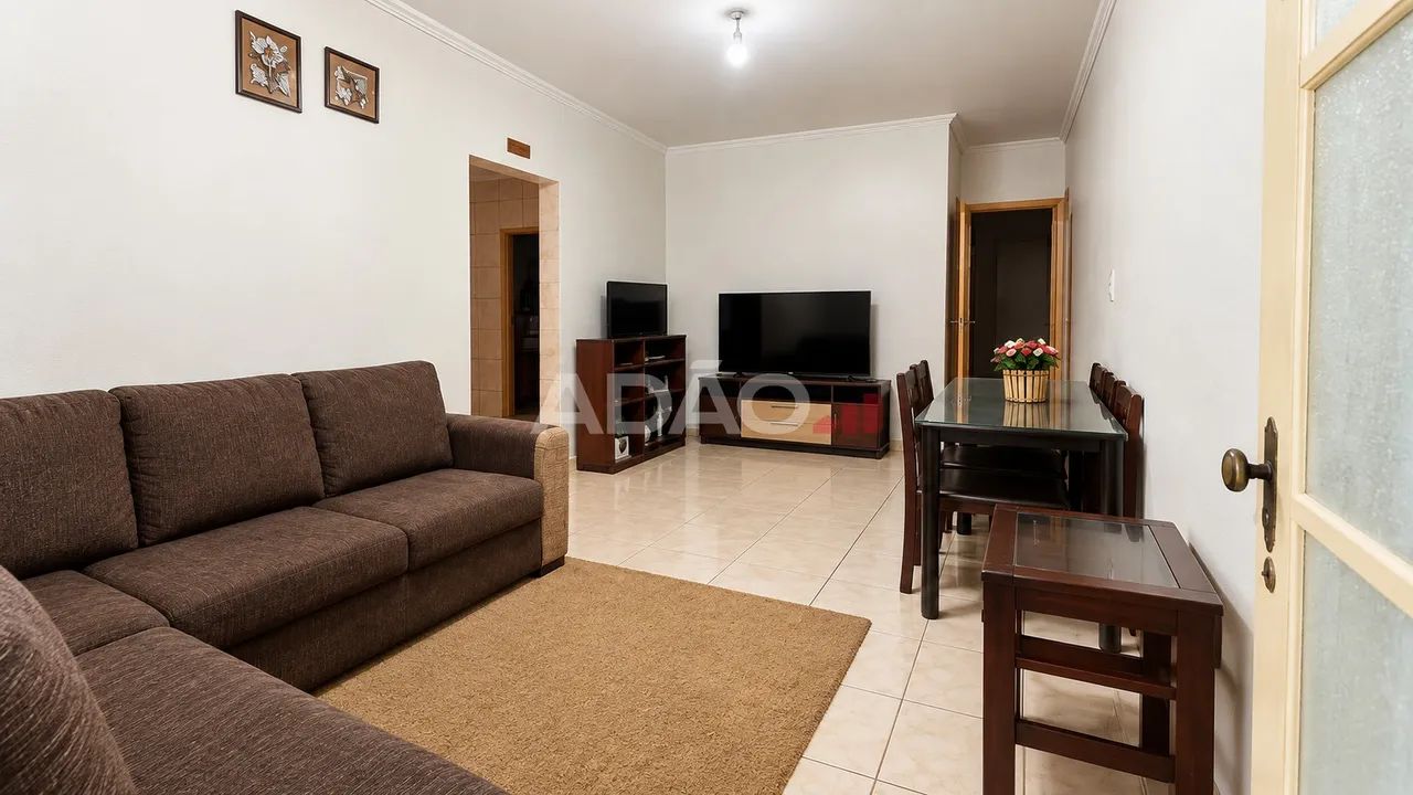 Casa com 3 Quartos e Suíte na Vila Itatiaia  Goiânia - Foto 5