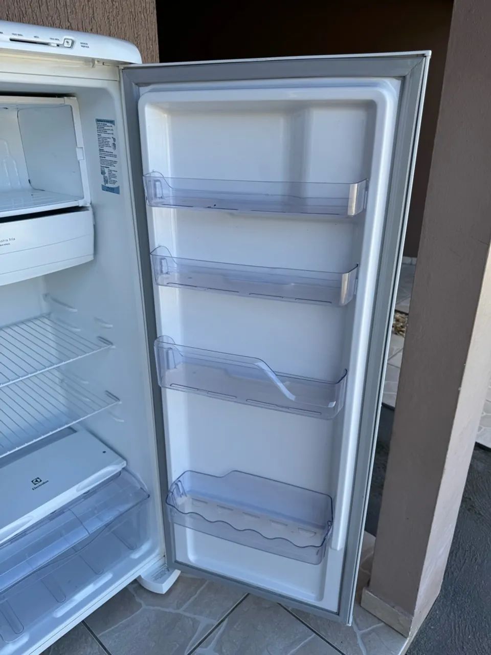 Vendo Geladeira