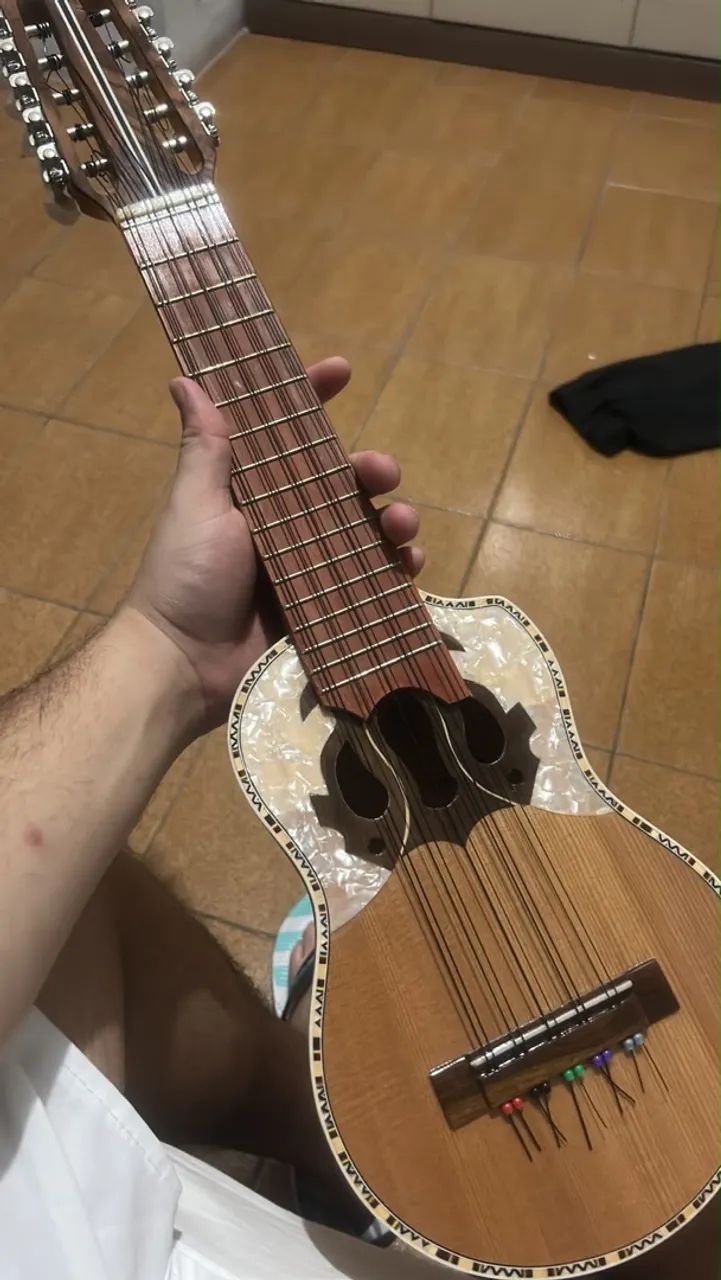 Charango Boliviano