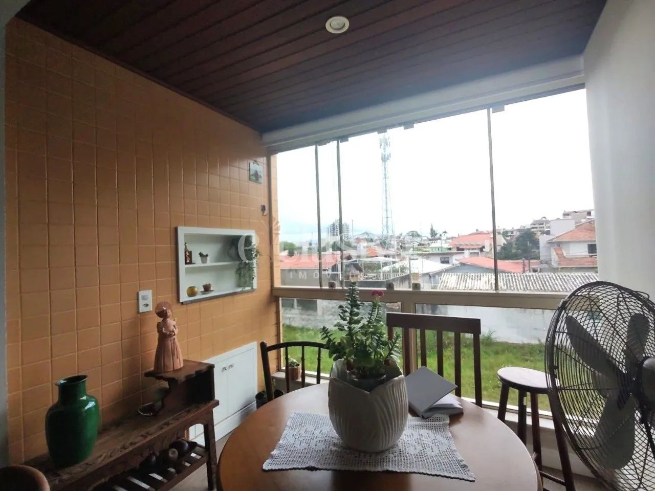 Apartamento 2 dormitórios em Coqueiros - Foto 4