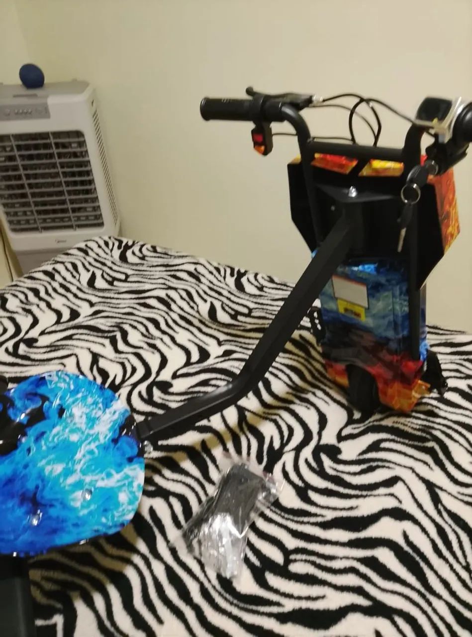 Triciclo de drift elétrico 350w com bluetooth  - Foto 2