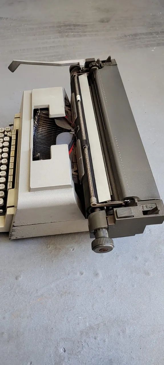 Máquina de datilografia - Foto 2