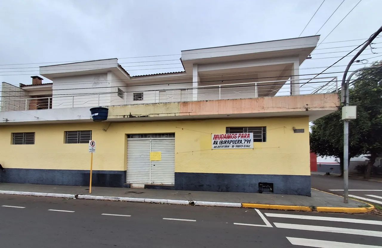 Alugo Prédio Comercial bem localizado - Foto 2