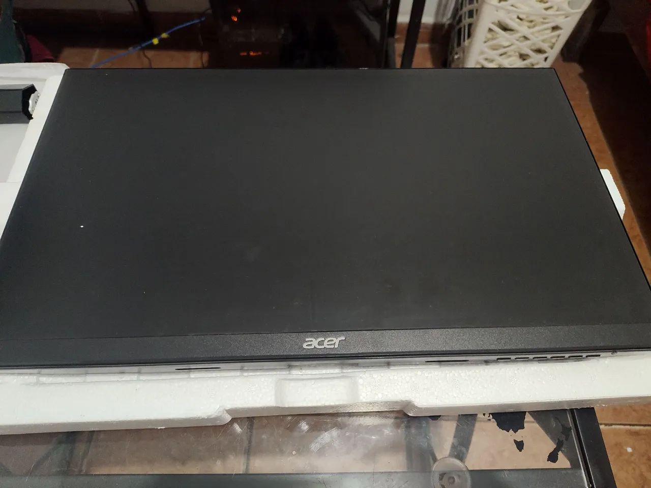 Monitor Acer SA0 Series 23 polegadas com defeito 