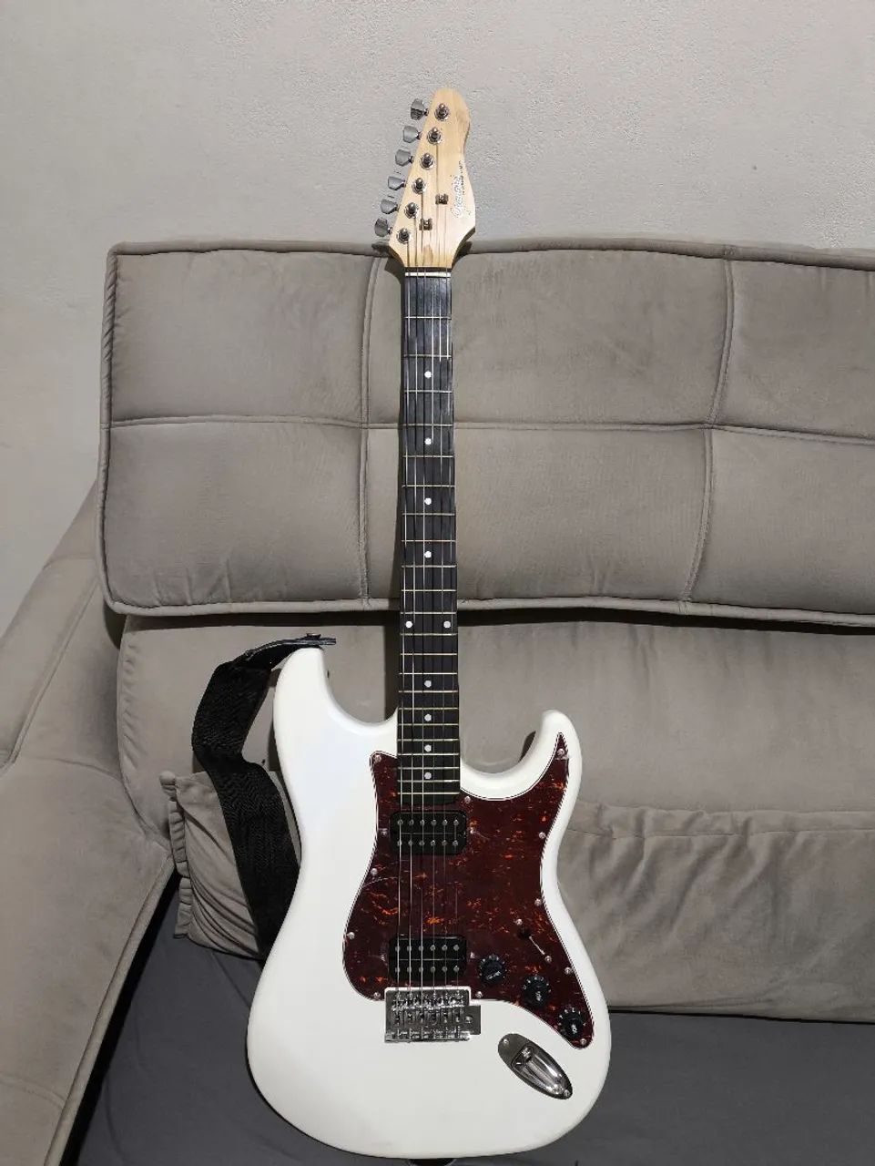  Guitarra Giannini + Amplificador + Suporte - Foto 4