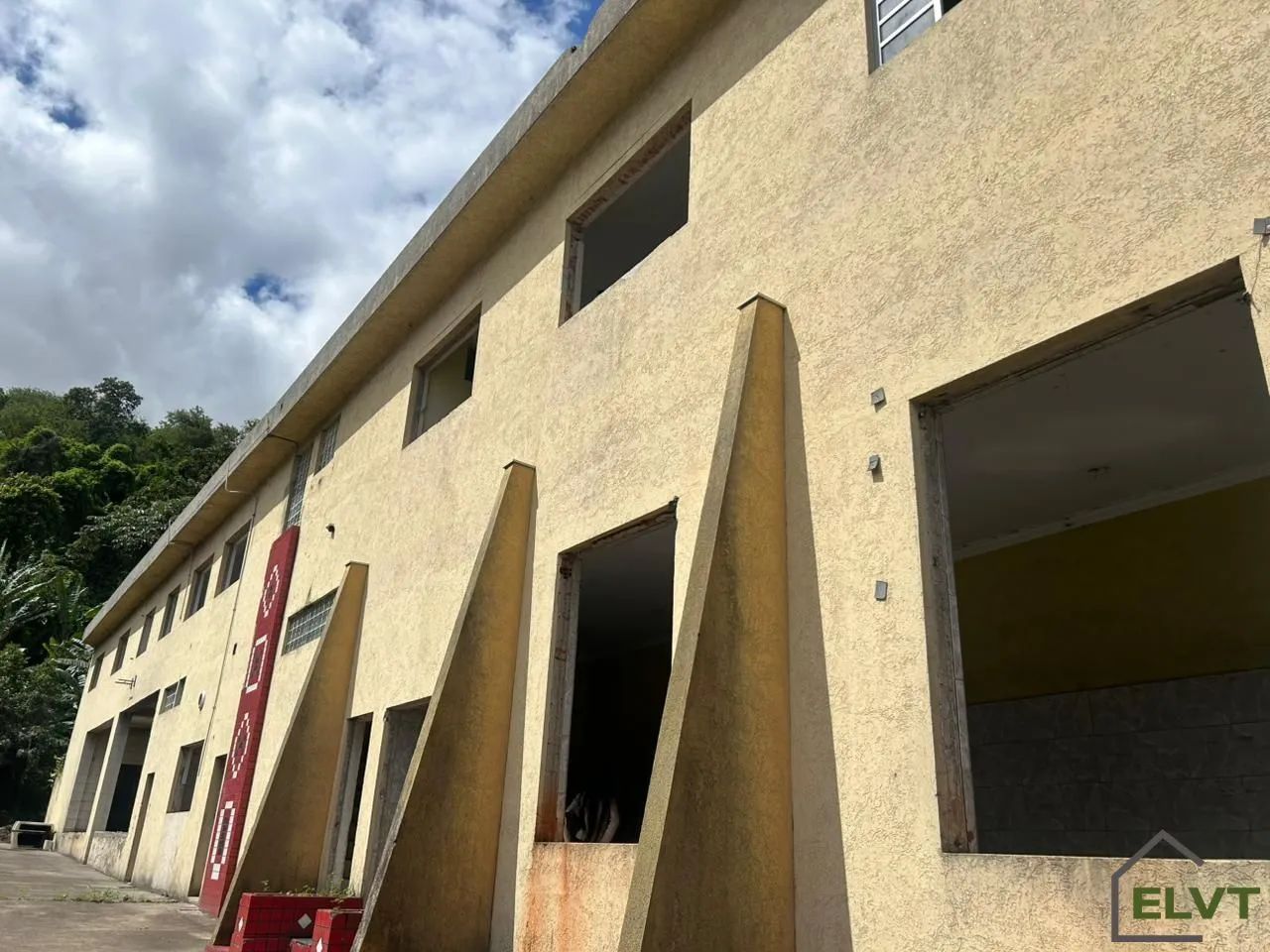 Prédio Comercial 568m² com Recepção Escritórios e Poço Artesiano no Butantã - Foto 3