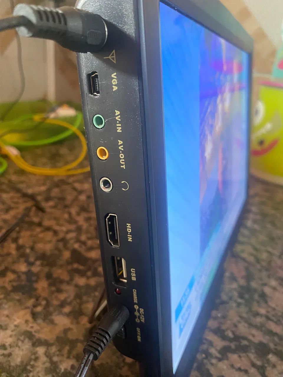 TV Portátil 14 Polegadas Digital HD Tomate USB HDMI Bivolt  Televisão Digital - Foto 5