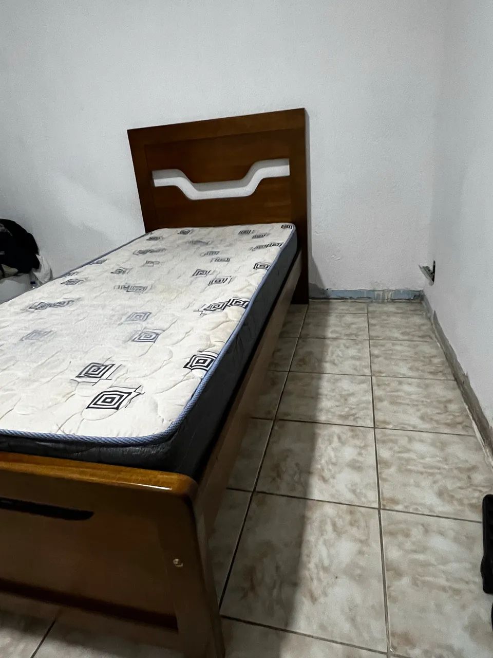 Cama de Madeira Maciça | Estrutura Resistente - Foto 4