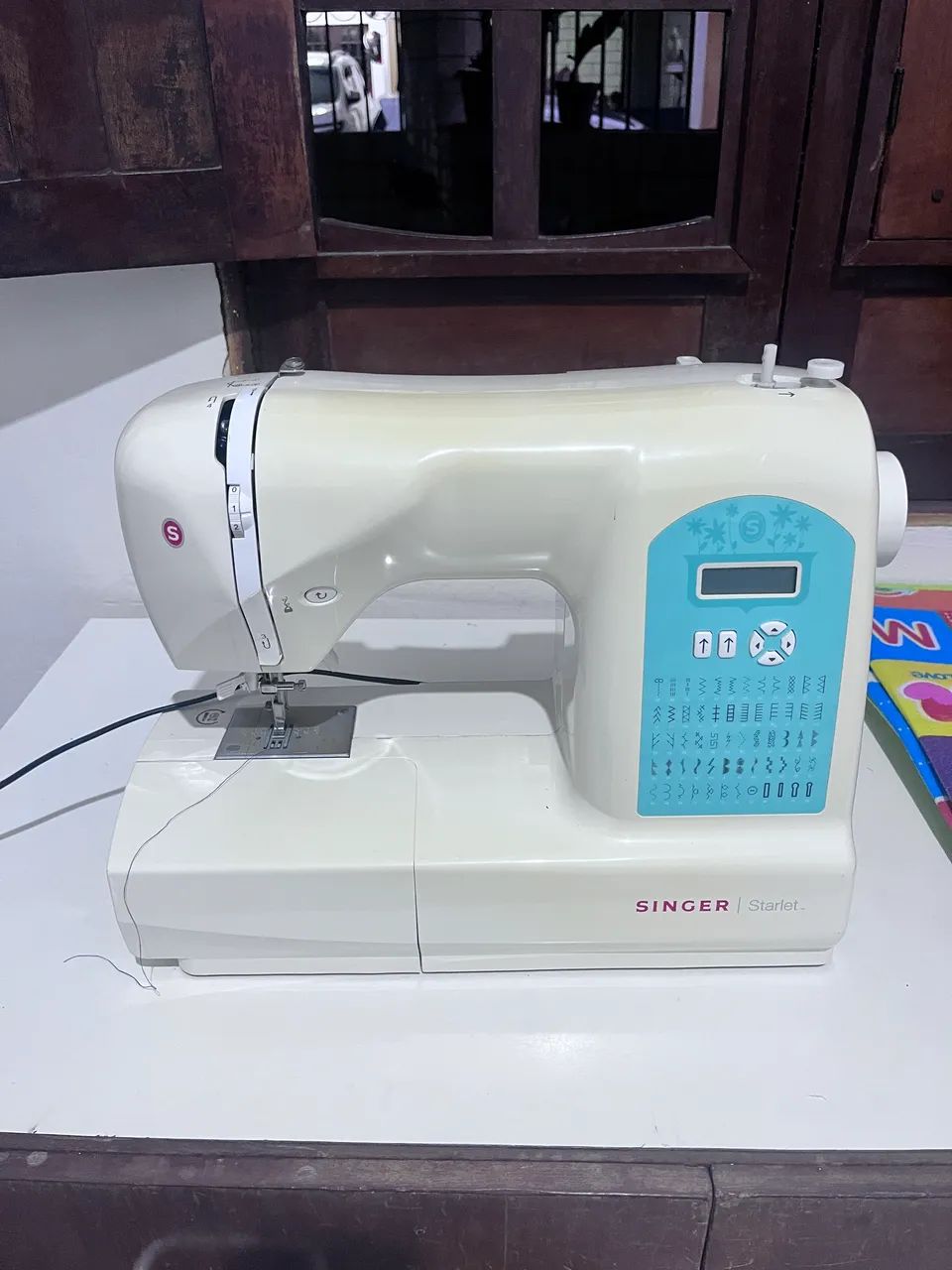 Máquina de costurar  - Foto 2