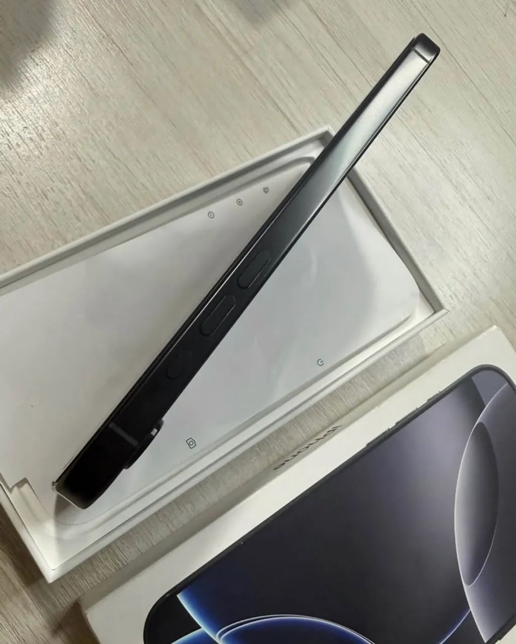 iPhone 16 Pro Max 256GB - Preto Titanium - Foto 3