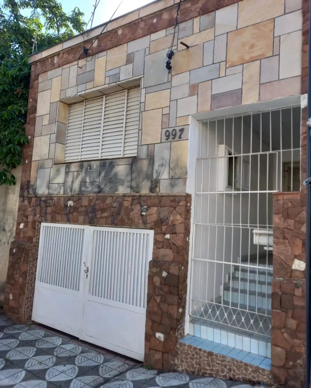 Casa à Venda em Sorocaba-SP, Vila Santana: 2 Quartos, 1 Sala, 1 Banheiro, 1 Vaga de Garage - Foto 2