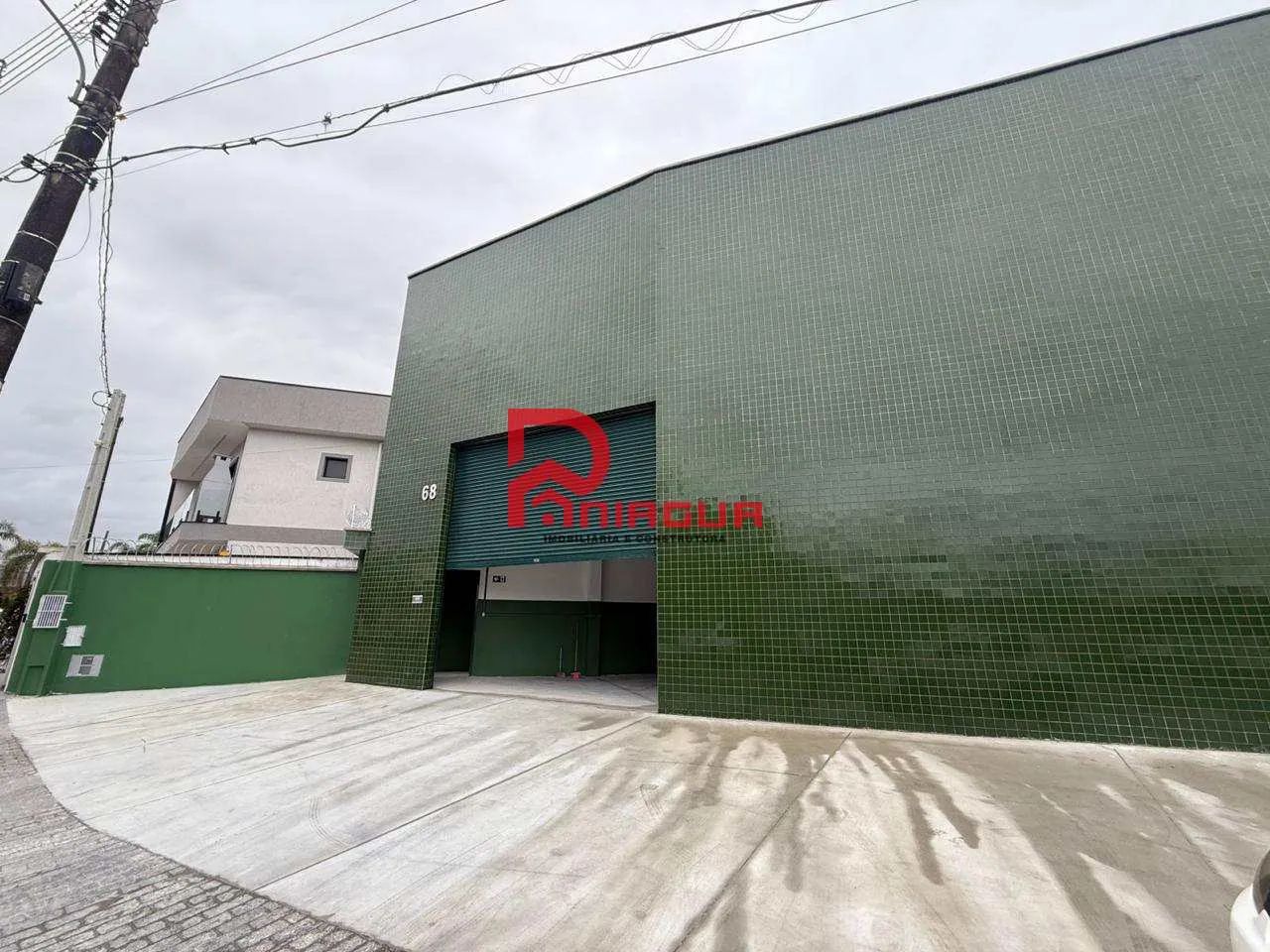 Galpão, Caiçara, Praia Grande - R$ 750 mil, Cod: 9158