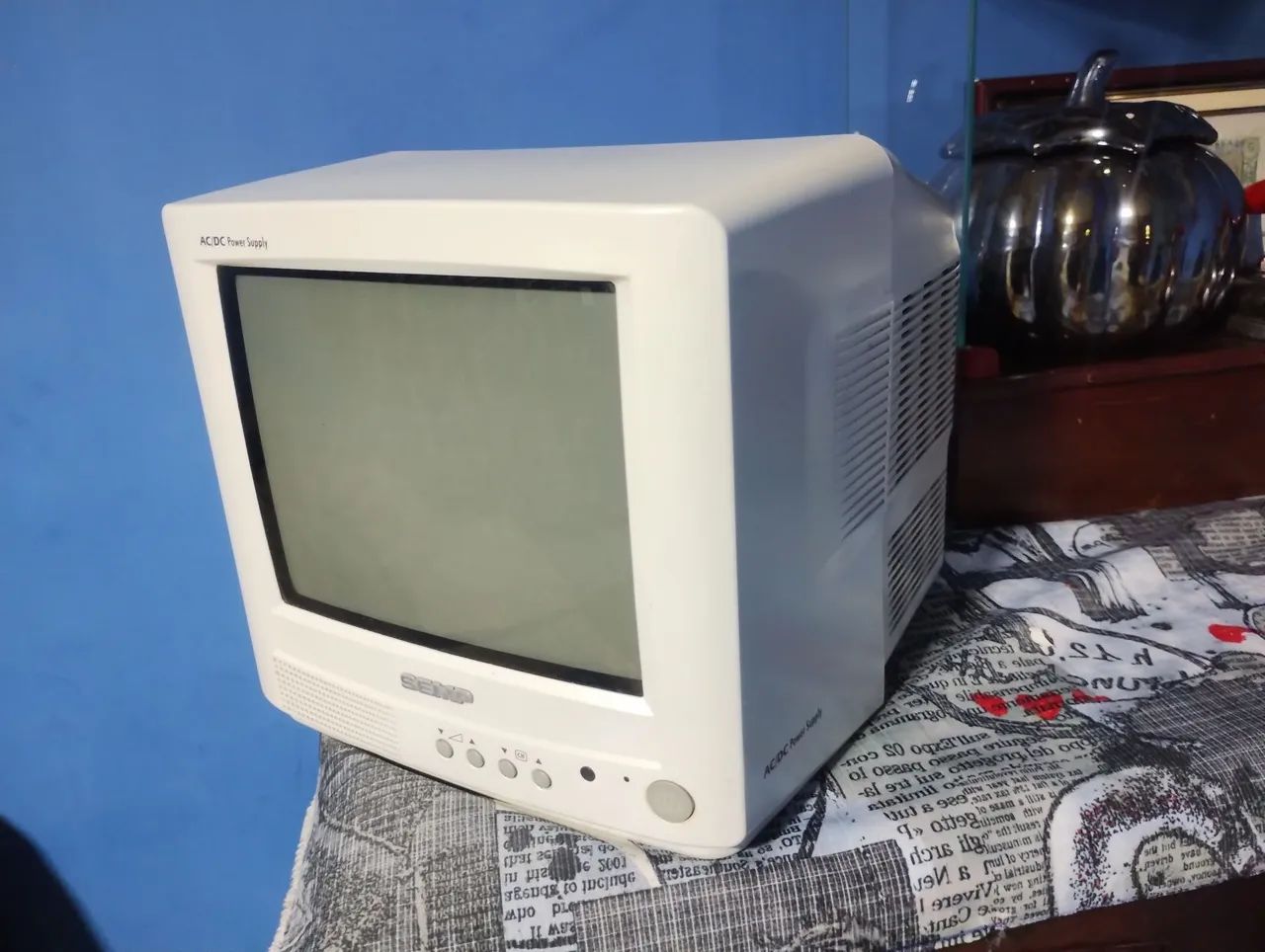 Tv Semp 10 polegadas 
