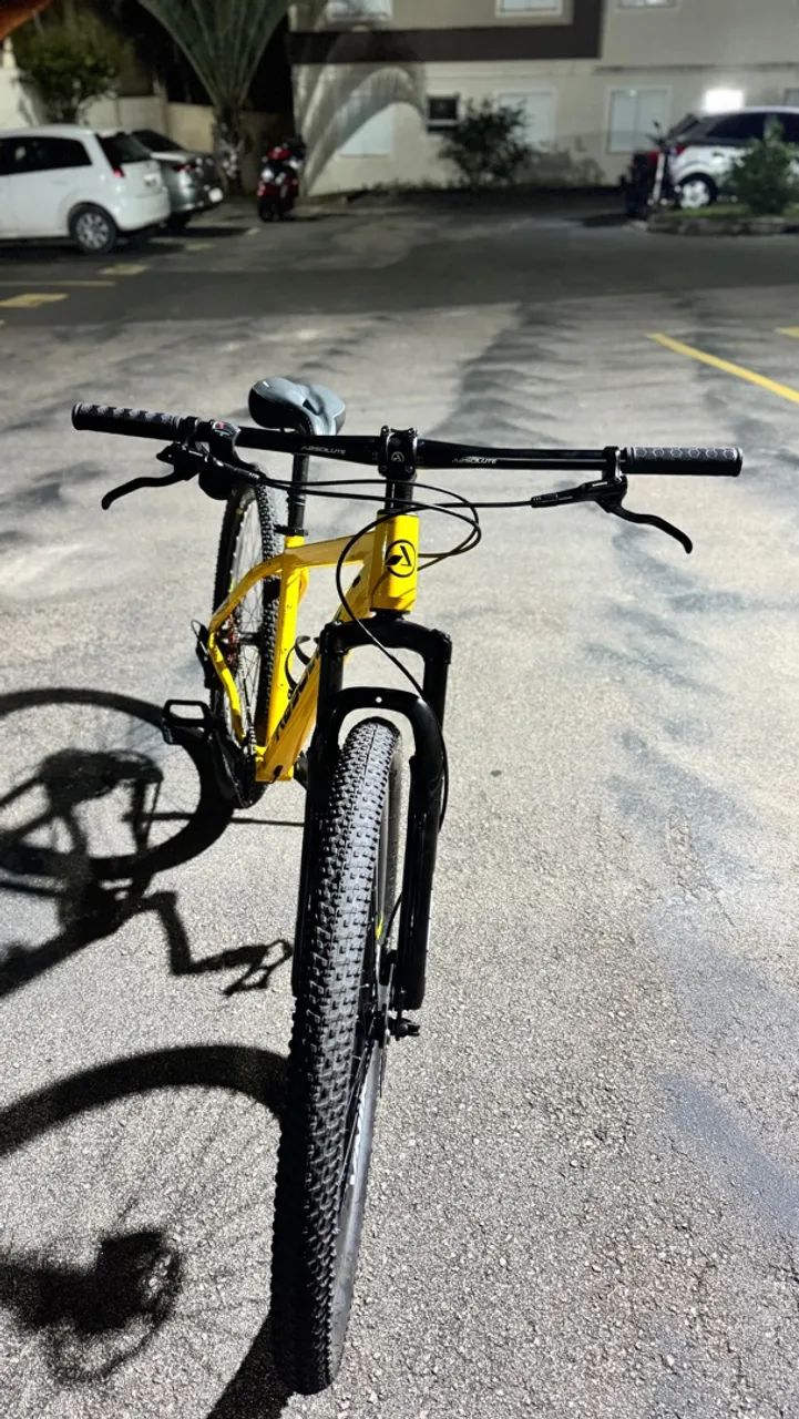 Bicicleta aro 29 SHIMANO - Foto 3