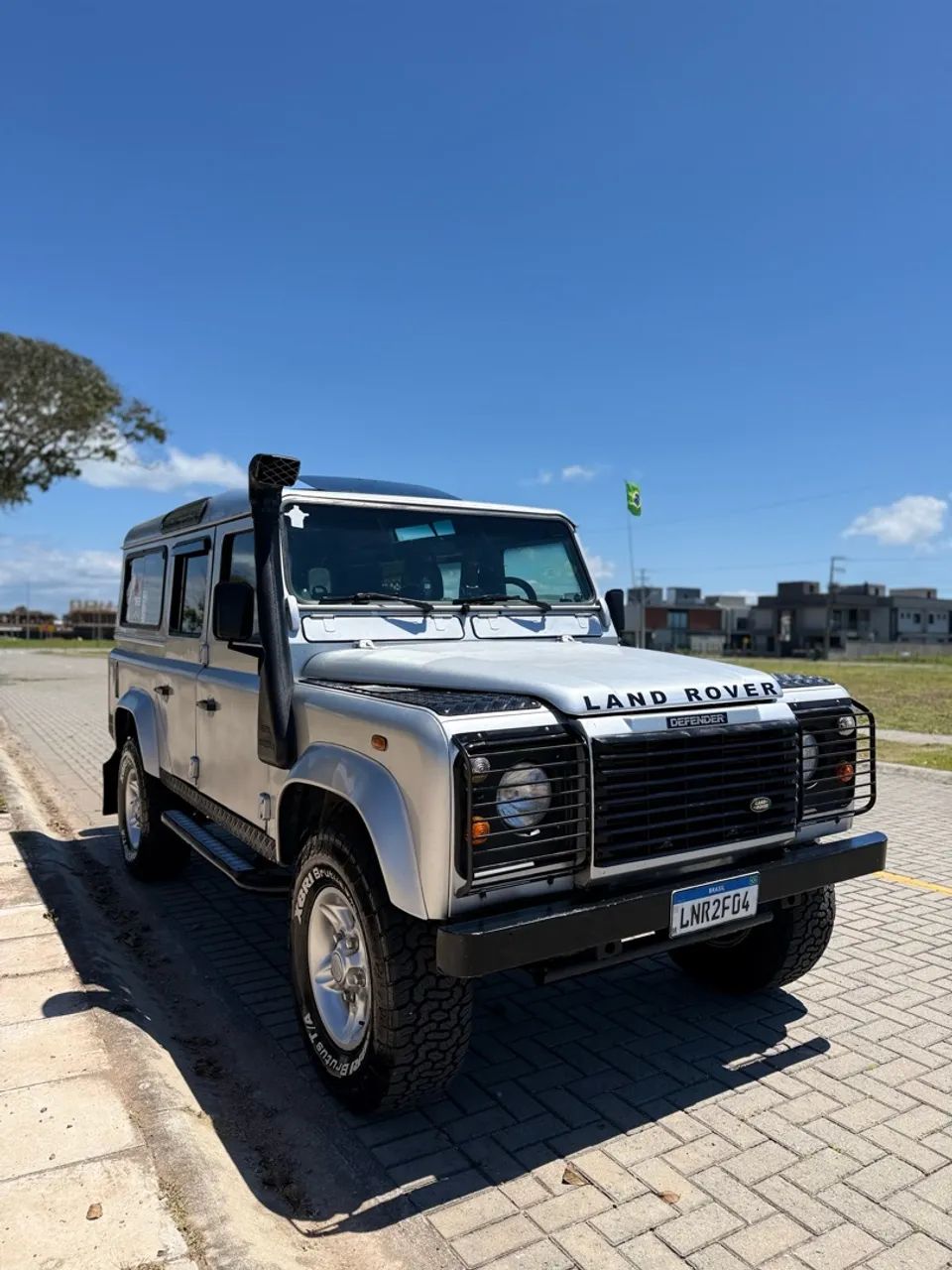 Land Rover Defender 110 TDI COUNTY SW DIESEL 2001
