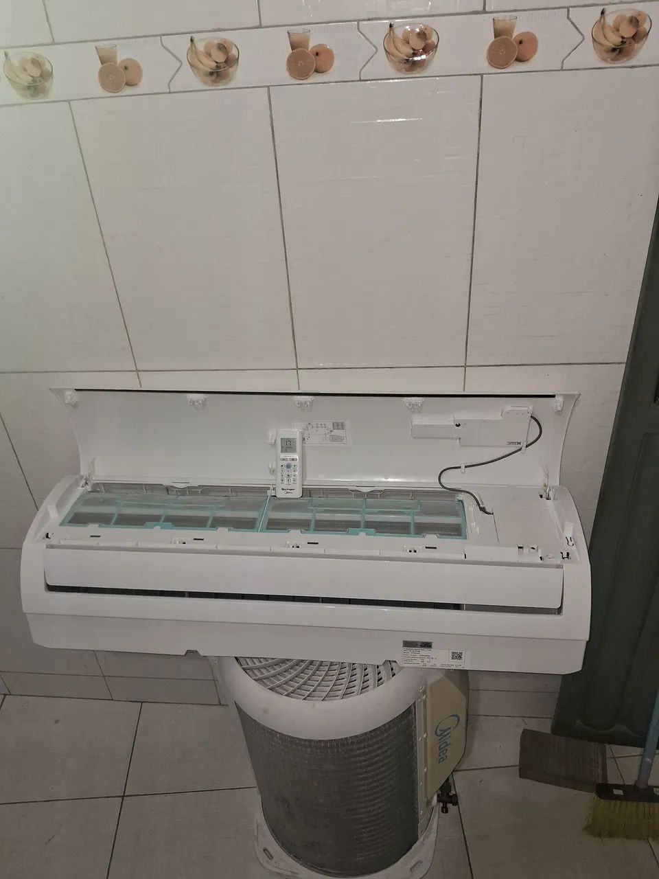 Espringer midea 22mil btus  - Foto 4