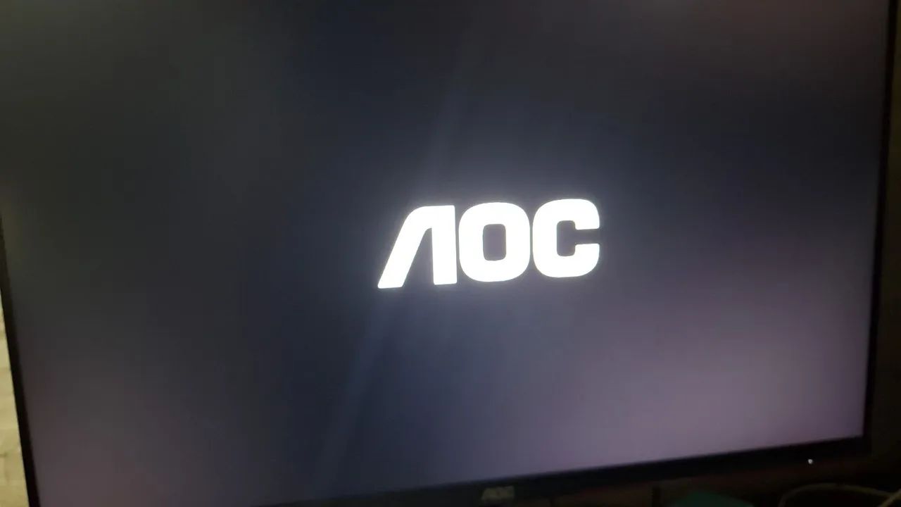 Monitor Gamer AOC Hero 27" IPS 144Hz 1ms Full HD - Foto 2