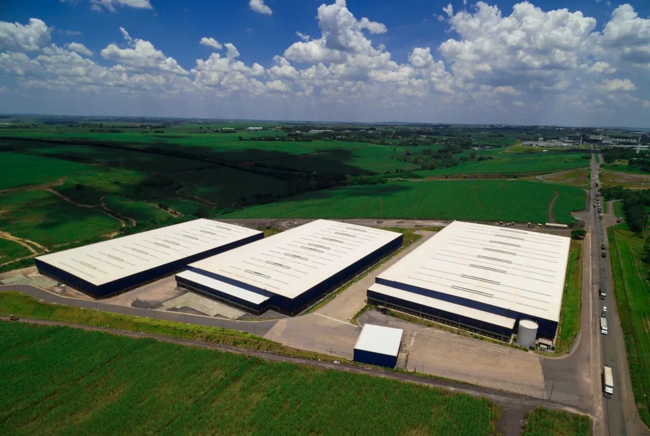 Galpão 8190 m²  9 docas  Piracicaba/Luiz de Queiroz