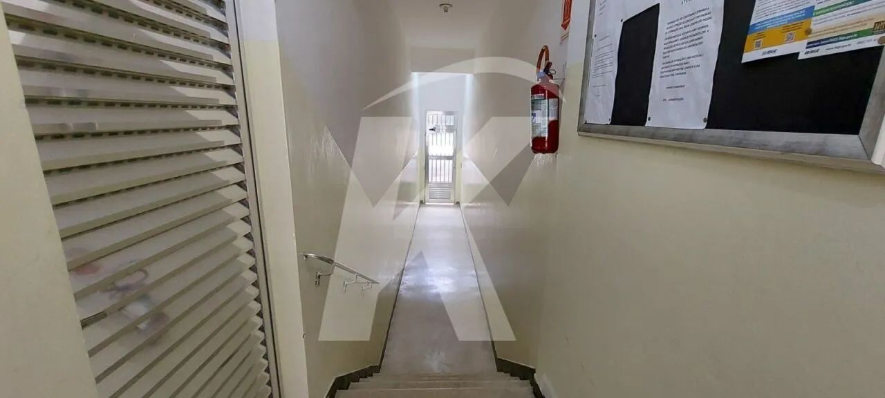 Apartamento com 2 quartos, sala, cozinha, banheiro e área de serviço. - Foto 3