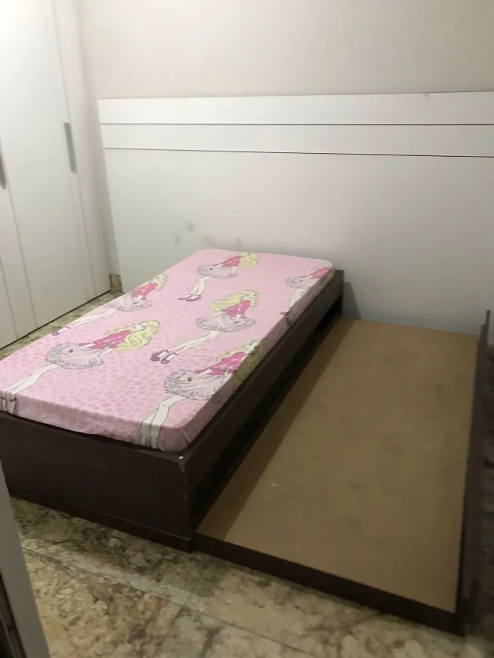 BICAMA DE SOLTEIRO 100% MDF POUCO USADA. SEM COLCHÃO.