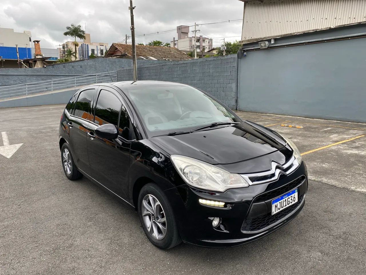 Citroën C3 C3 Tendance 1.5 Flex 8V 5p Mec. 2013