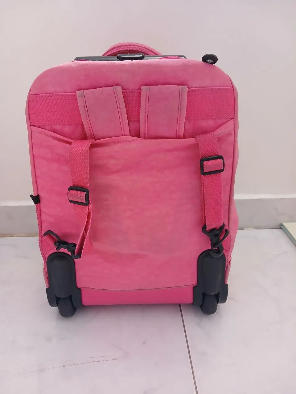 Mochila com Rodinhas Kipling - Foto 2