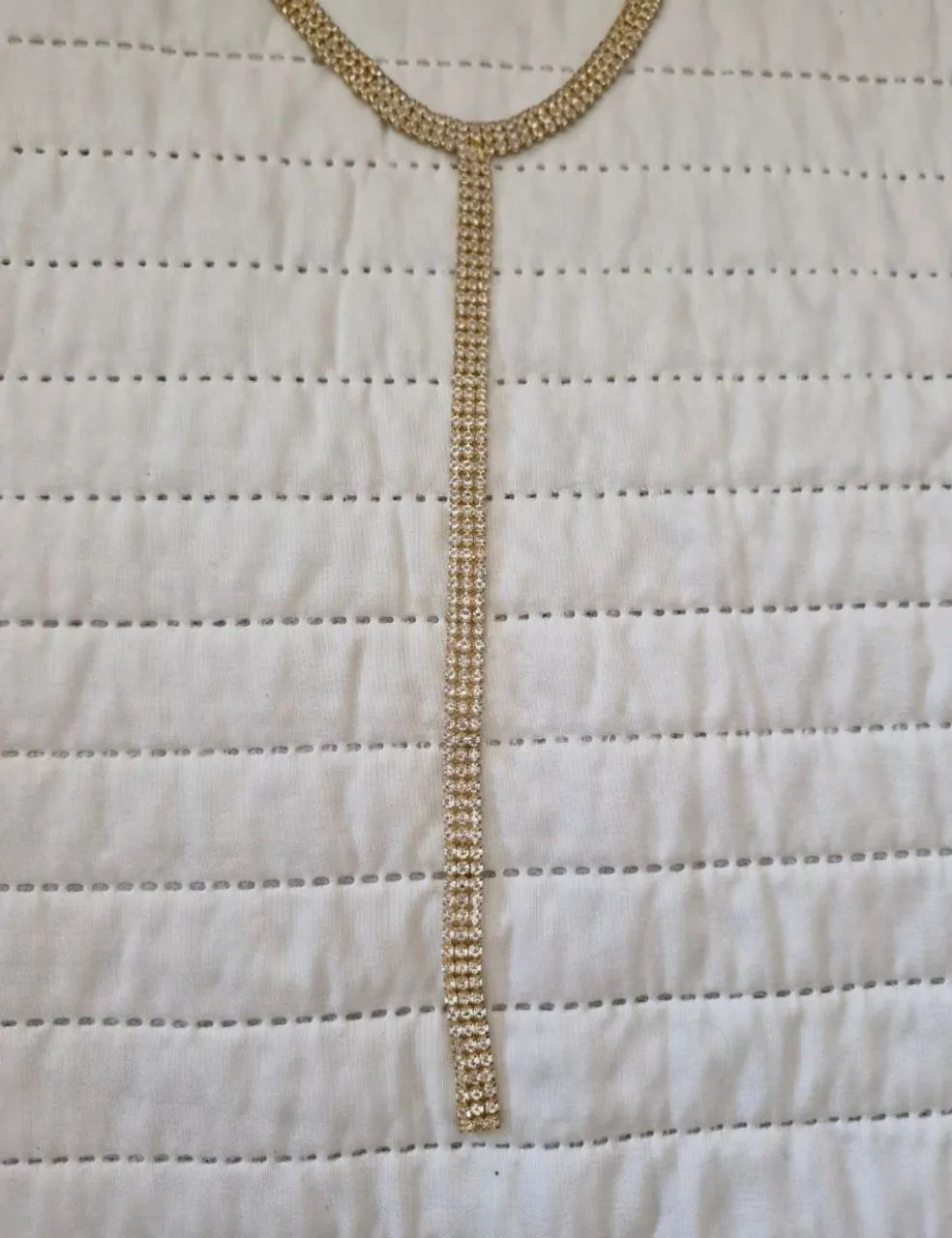 Colar de strass gravatinha  - Foto 3